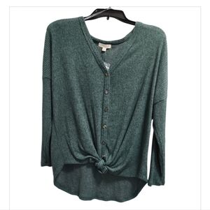 NWT! Ultra Flirt Juniors Top